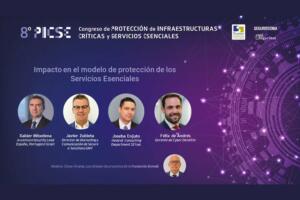 Xabier Mitxelena, de Accenture Security; Javier Zubieta, de GMV; Joseba Enjuto, de S21sec; Félix de Andrés, de Deloitte; moderados por César Álvarez, coordinador de proyectos de la Fundación Borredá.