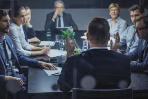 Reunión en fase de Dirección de inteligencia.