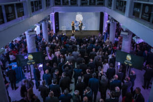 Cerca de 500 personas abarrotaron el Palacio Neptuno durante Huella 2023.