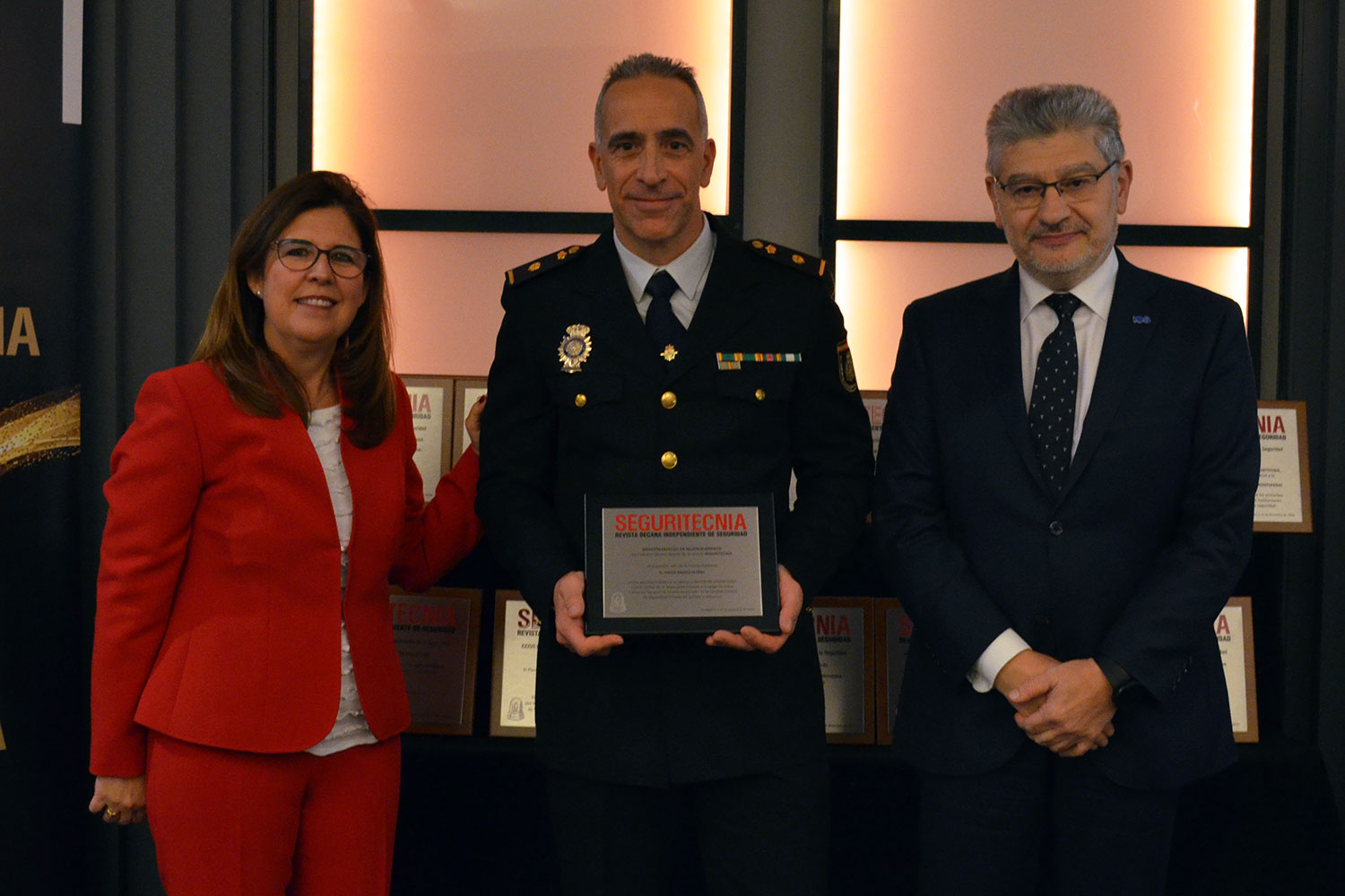 Mención Especial de Reconocimiento, externa a la 37ª Edición Trofeos Internacionales de la Seguridad